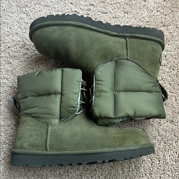 Ugg Classic Maxi Toggle Burnt Olive Boots Women’s size 7 - Picture 1 of 16
